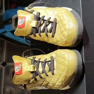 Nike 10R Ronaldinho FG Leather indoor/ non- cleat Soccer shoes LIMITED EDITION